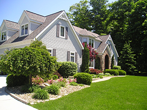 Landscapers and Lawncare Services in Lansing, KS